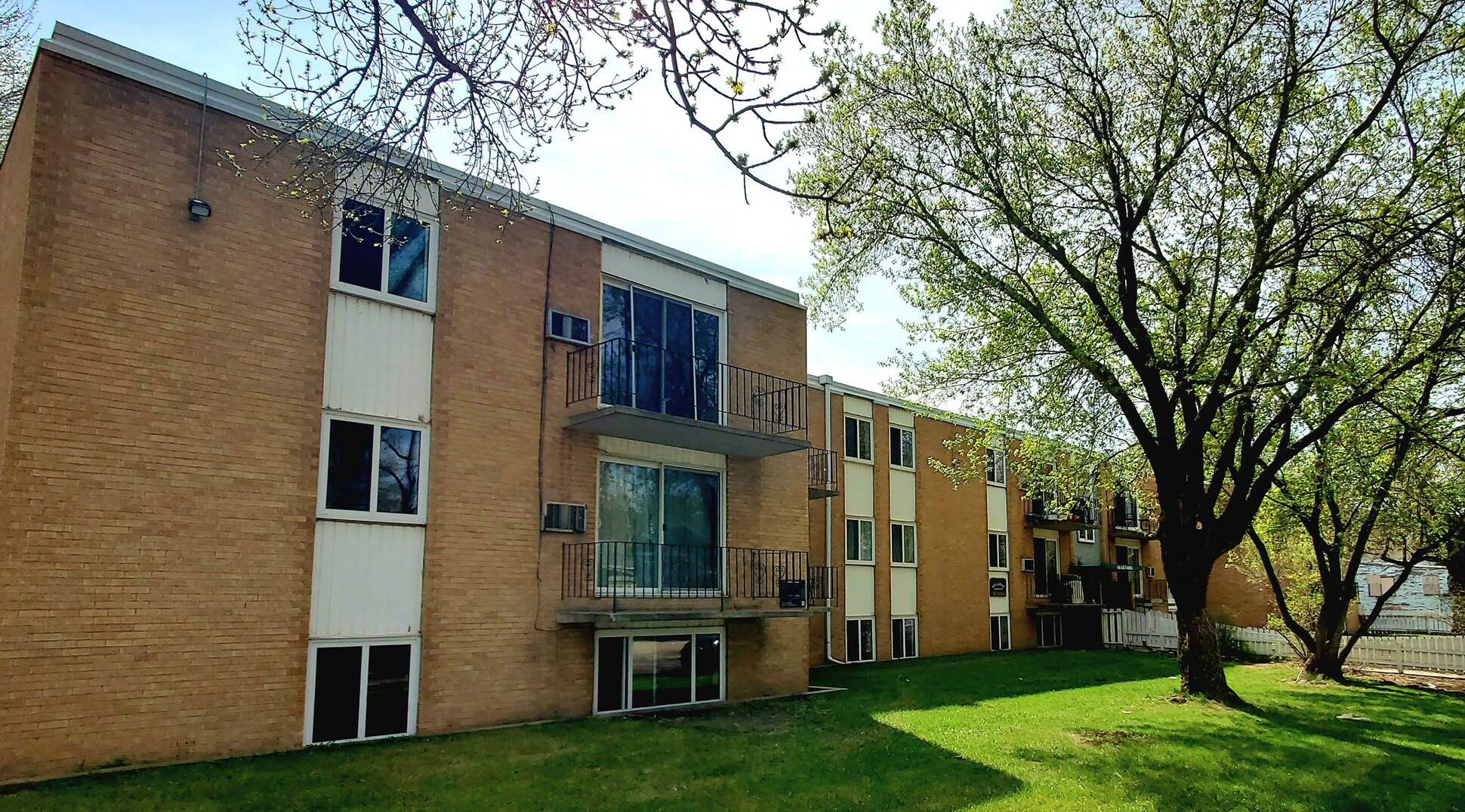 412 B Av N, Saskatoon, SK à vendre Photo du bâtiment- Image 1 de 7