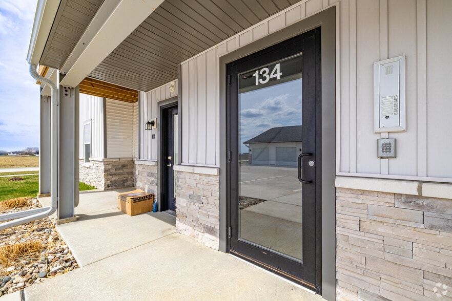 134 Cedar Dr, Gilbert, IA for sale - Building Photo - Image 3 of 11