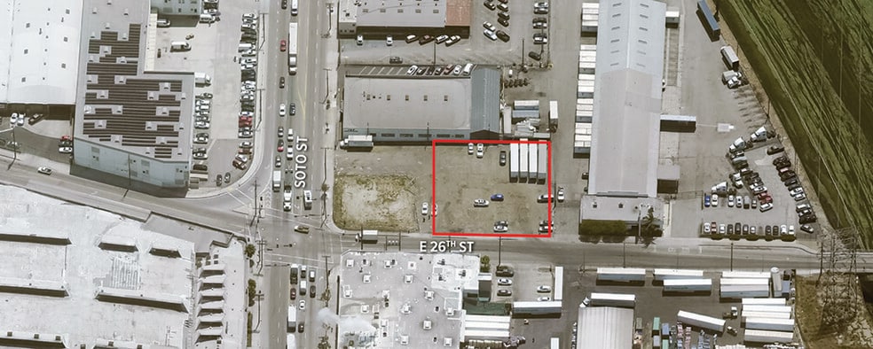 2613 S Soto St, Vernon, CA à louer - Photo du bâtiment - Image 1 de 2