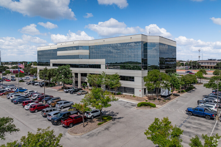 4400 NW Loop 410, San Antonio, TX à louer - Photo du b timent - Image 3 de 33