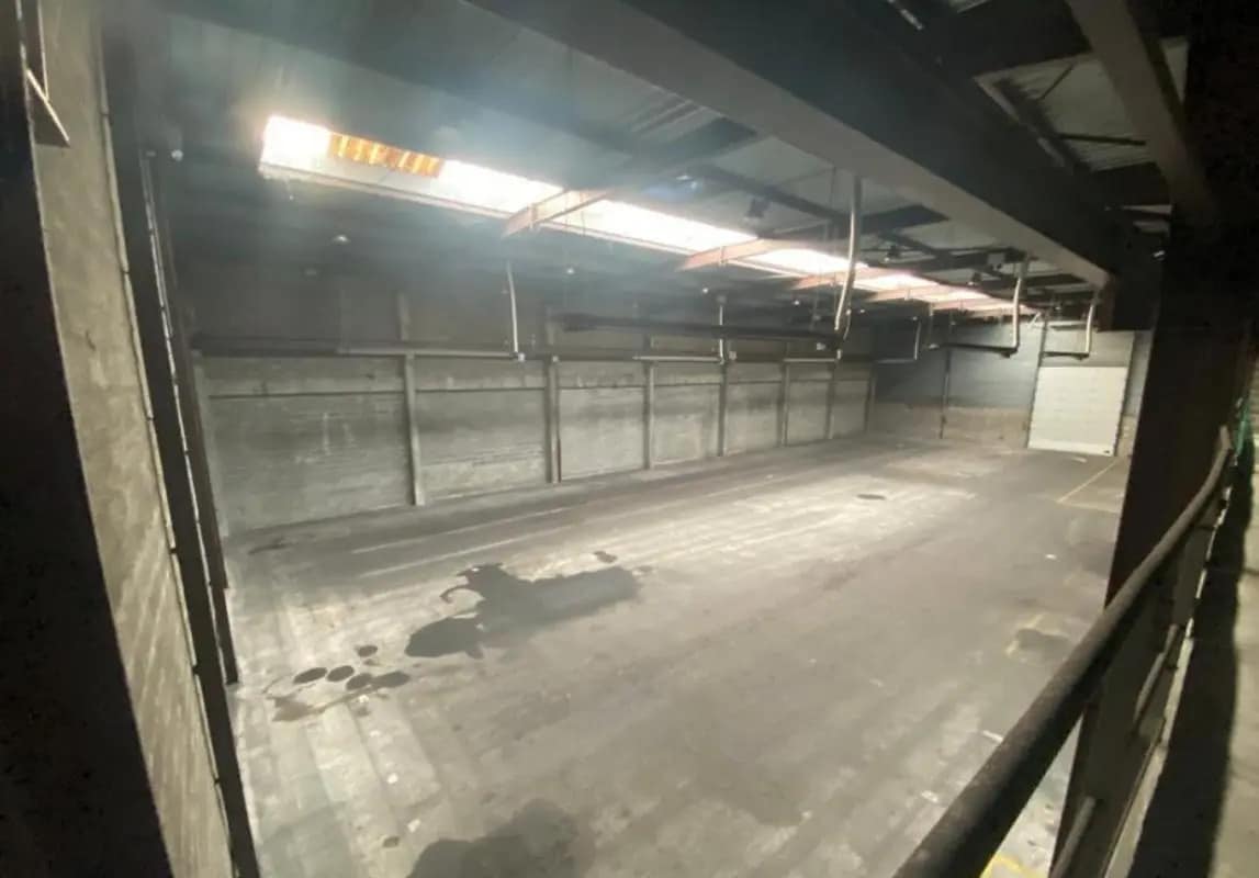 Office in Genas for lease Interior Photo- Image 1 of 7