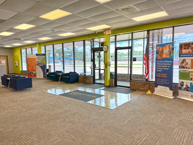 14355 Wallisville Rd, Houston, TX à louer - Hall d’entrée - Image 3 de 7