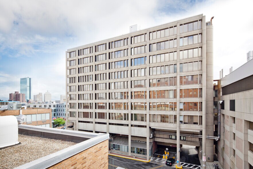 720 Harrison Ave, Boston, MA à louer - Photo du bâtiment - Image 1 de 2
