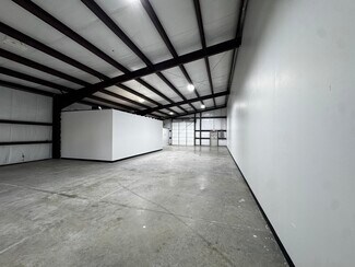 Plus de détails pour 8224 Glade, Oklahoma City, OK - Local d'activités à louer