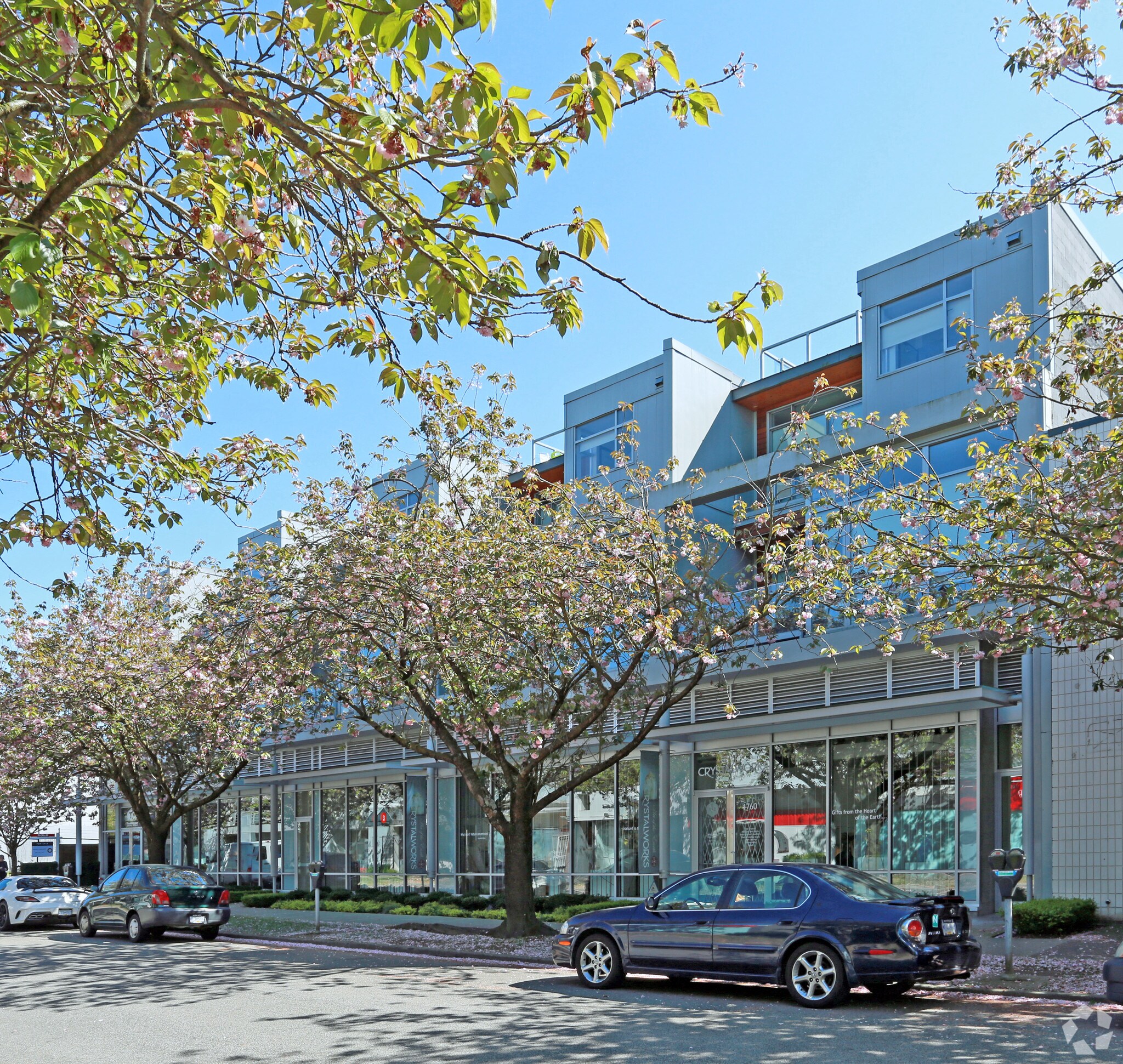 1750 W 3rd Ave, Vancouver, BC à vendre Photo principale- Image 1 de 1