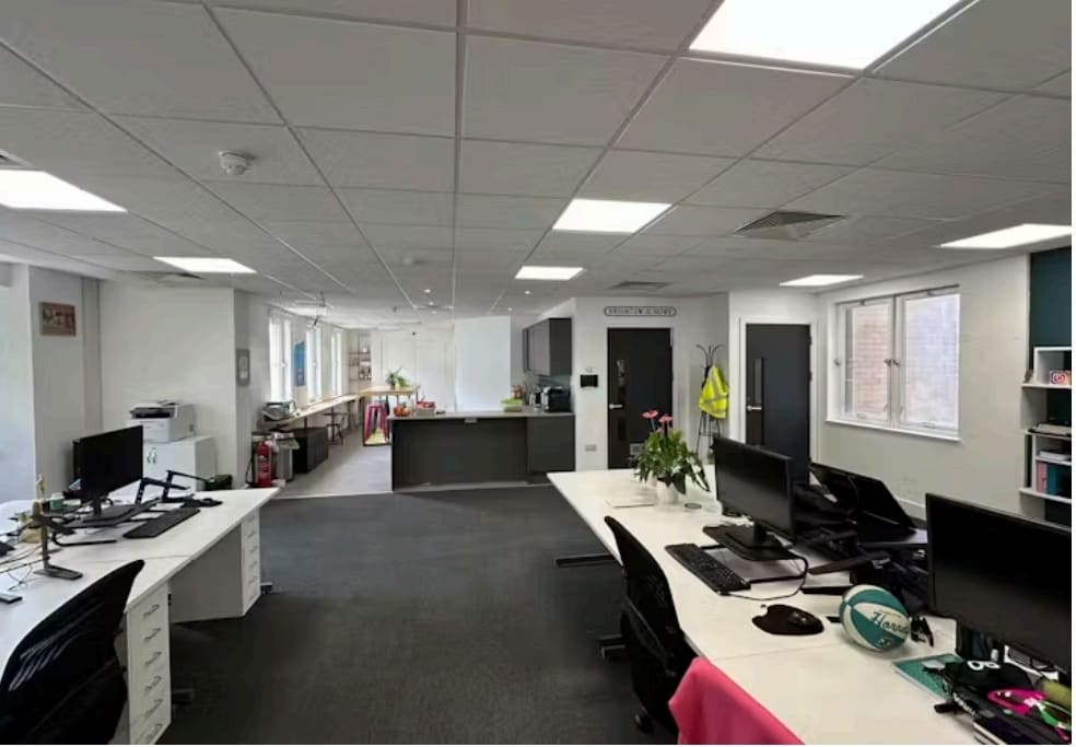9 Castle Sq, Brighton for lease Interior Photo- Image 1 of 6