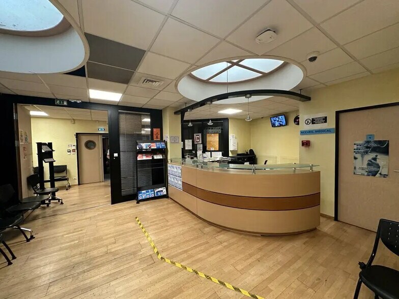 Office in Strasbourg for sale - Interior Photo - Image 1 of 11