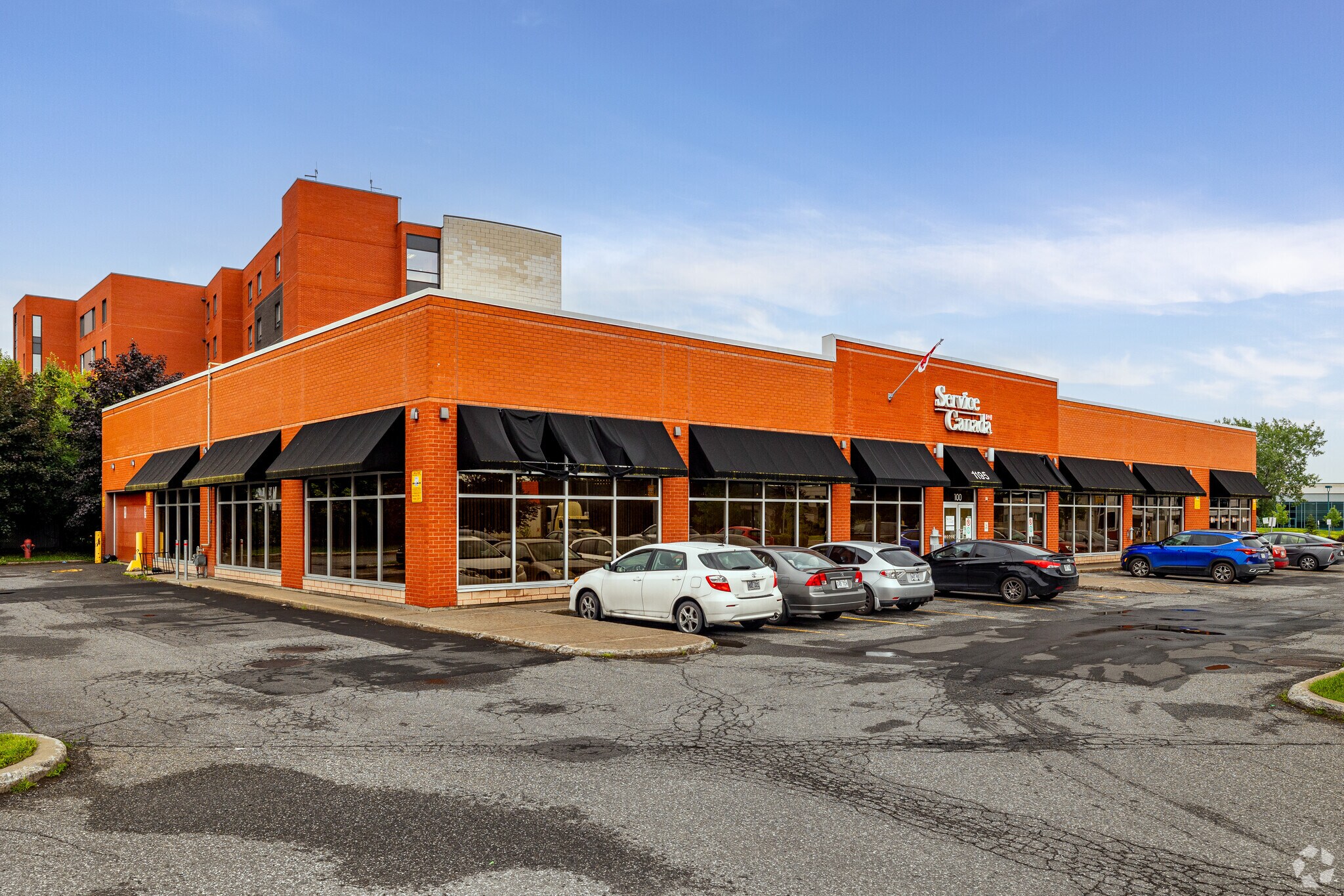 1195 Ch Du Tremblay, Longueuil, QC for sale Building Photo- Image 1 of 1