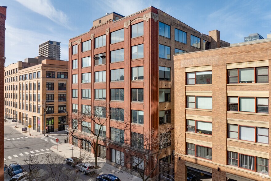 910 W Van Buren St, Chicago, IL à louer - Photo du bâtiment - Image 2 de 11