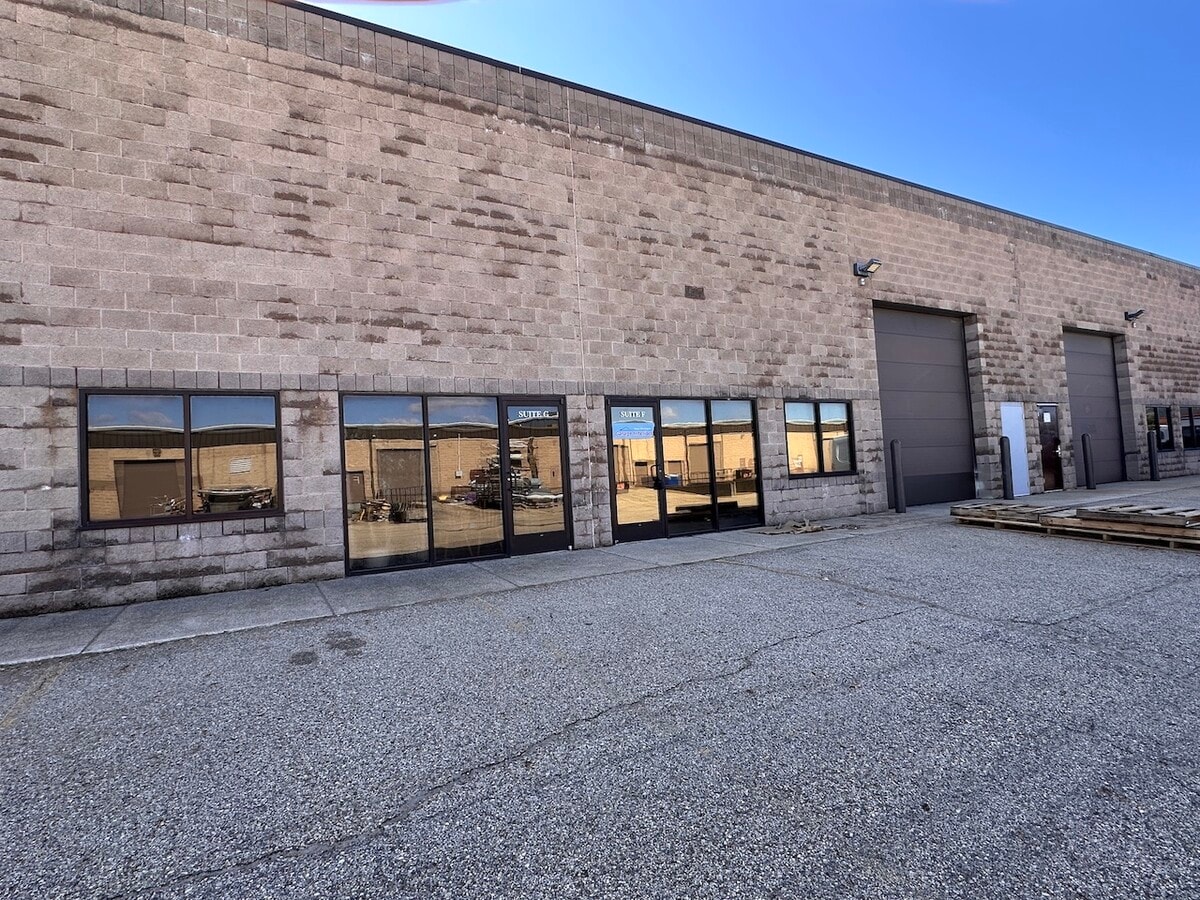3408 Busch Dr SW, Grandville, MI 49418 - Unité F - - Photo intérieure - Image 2 of 29