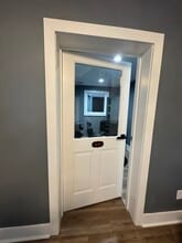 301-304 Macy Dr, Roswell, GA for lease Interior Photo- Image 1 of 3