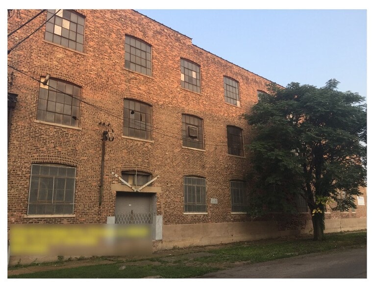 5724 W Armitage Ave, Chicago, IL for sale - Building Photo - Image 2 of 14