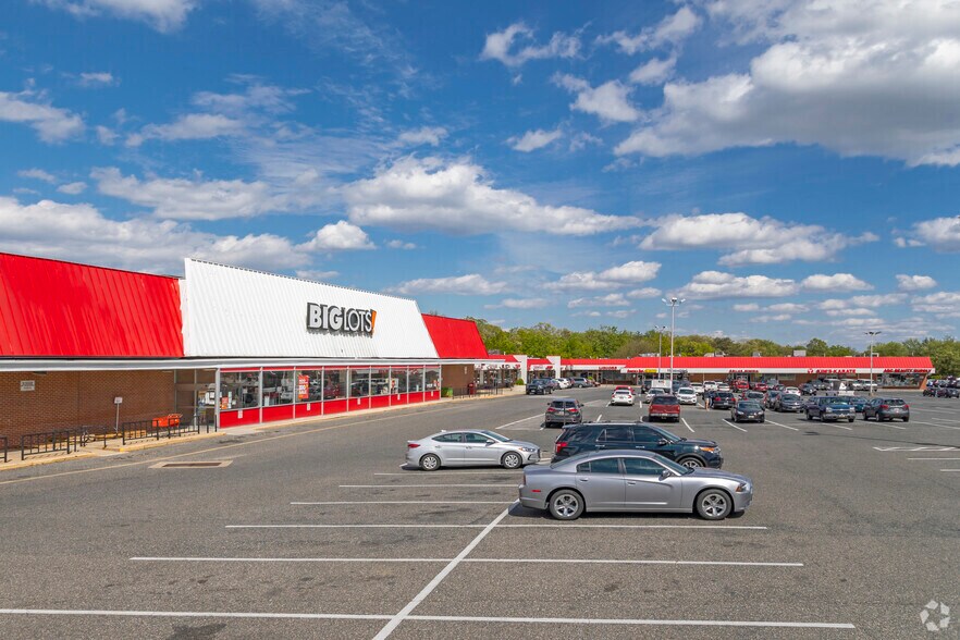 344 Hospital Dr S, Glen Burnie, MD for lease - Building Photo - Image 3 of 8