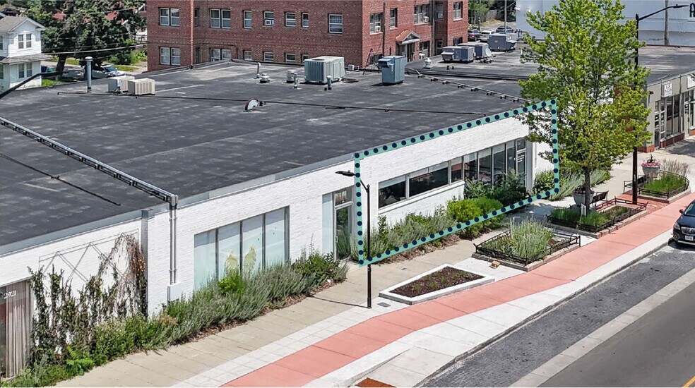 2911-2921 Ingersoll Ave, Des Moines, IA for lease - Building Photo - Image 1 of 3