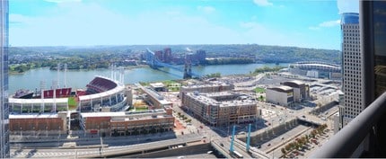 201 E 4th St, Cincinnati, OH - Aerial  map view