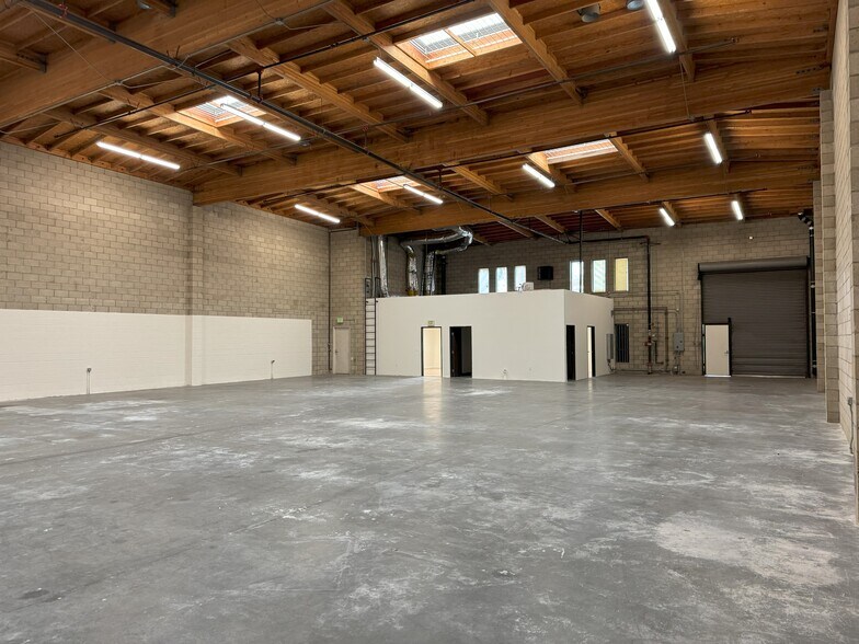 5148 Bleecker St, Baldwin Park, CA for sale - Interior Photo - Image 3 of 5