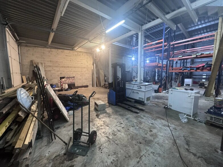 12 Rue De La Treate, SAINT-OUEN-L'AUMONE à louer - Photo intérieure - Image 2 de 10