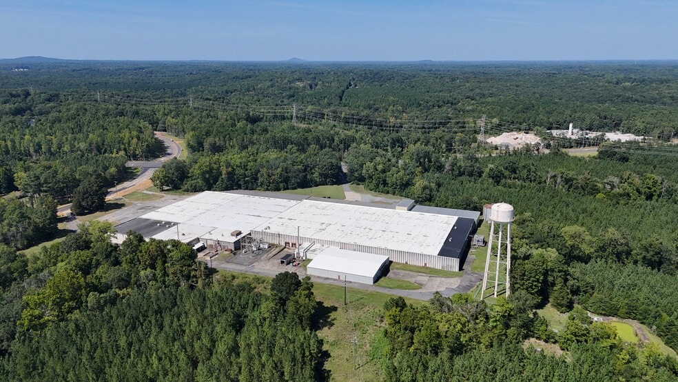 6199 Highway 557, Clover, SC for sale - Building Photo - Image 2 of 6