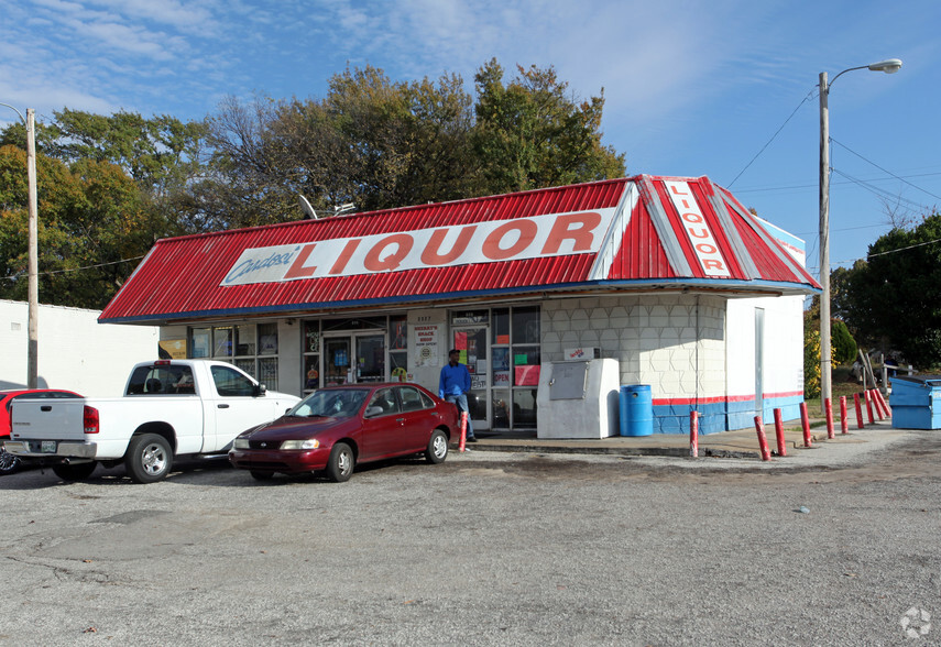 3327 Jackson Ave, Memphis, TN for sale - Primary Photo - Image 1 of 1