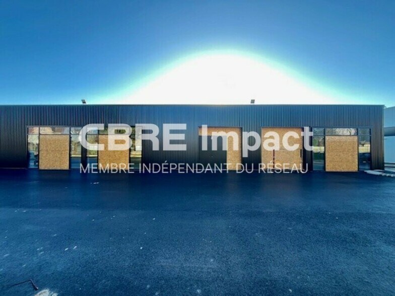 Flex in Cormontreuil for lease - Building Photo - Image 3 of 3