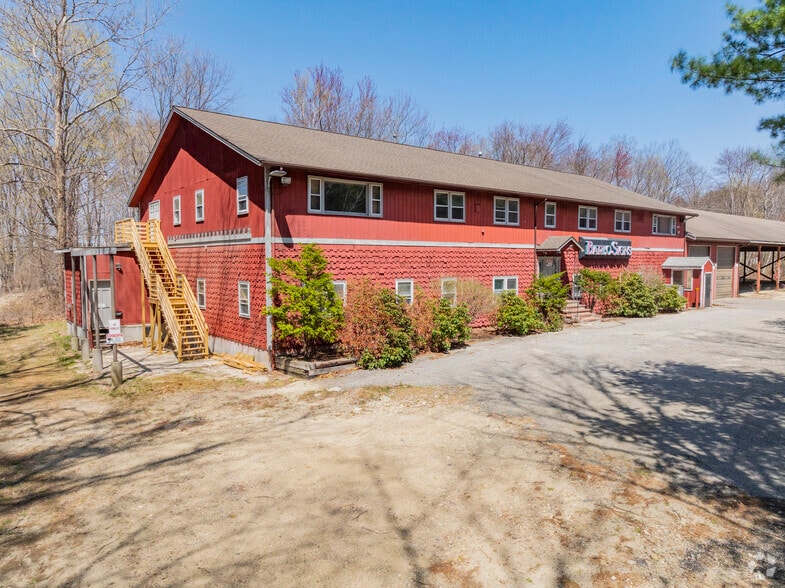 158 Greeley St, Hudson, NH for lease - Building Photo - Image 3 of 4