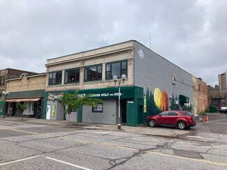 Plus de détails pour 2023 W Superior St, Duluth, MN - Commerce de détail à vendre