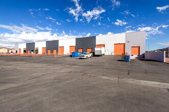 4955 Steptoe St, Las Vegas, NV for lease Interior Photo- Image 2 of 9