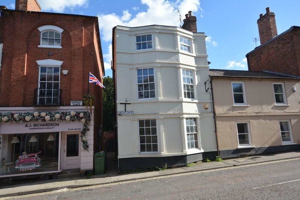 1 Westgate, Southwell à louer Photo du bâtiment- Image 1 de 2