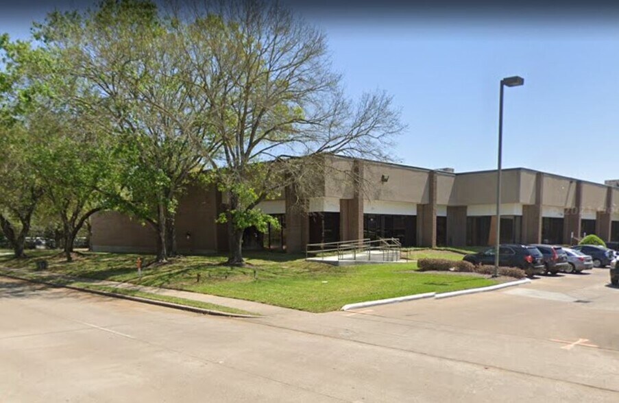 16155 Park Row, Houston, TX à louer - Photo principale - Image 1 de 8