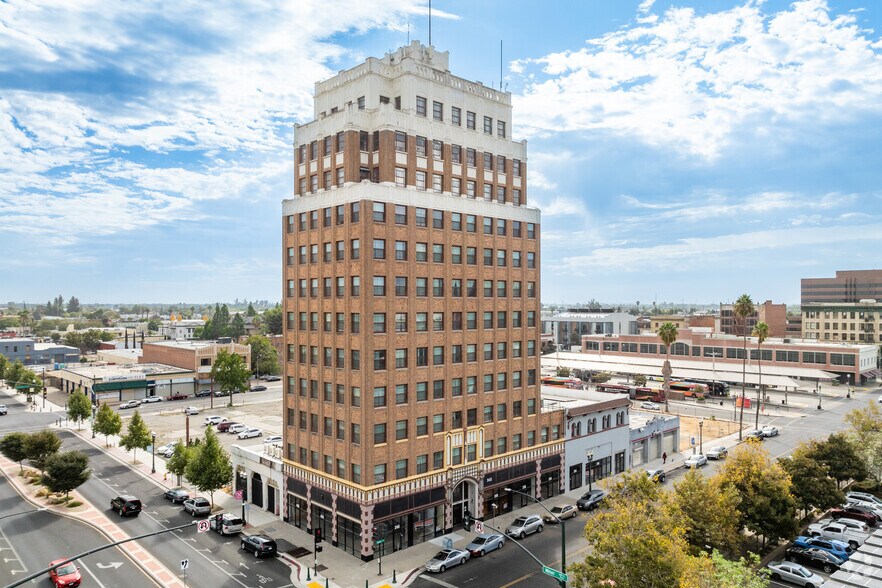 246 N Sutter St, Stockton, CA à vendre - Photo principale - Image 1 de 29