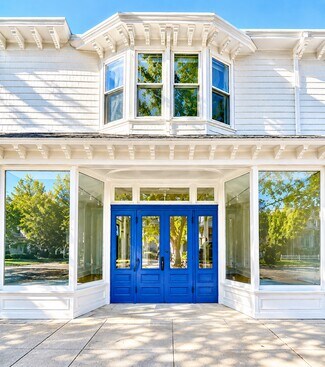 Plus de détails pour 290 Main St, Sag Harbor, NY - Commerce de détail à louer