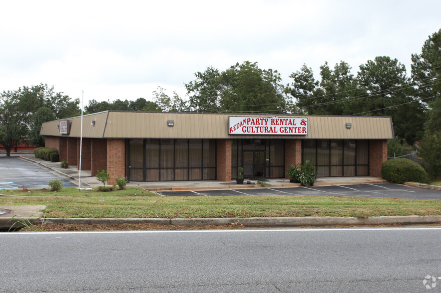 4962 Redan Rd, Stone Mountain, GA for sale - Primary Photo - Image 1 of 1