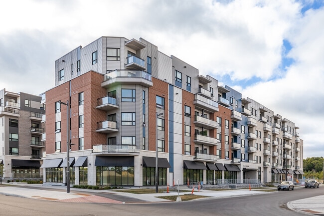 More details for 393 Codd's Rd, Ottawa, ON - Multifamily for Sale