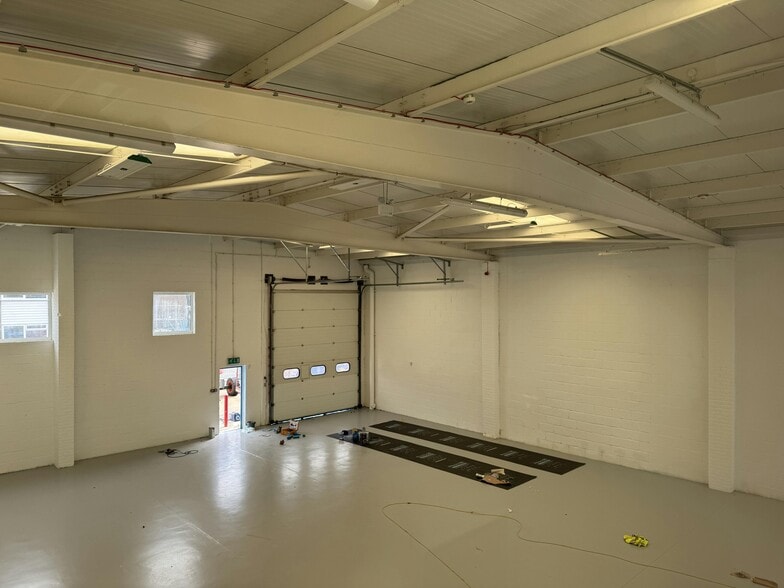 Stevenson Rd, Brighton for lease - Building Photo - Image 2 of 5