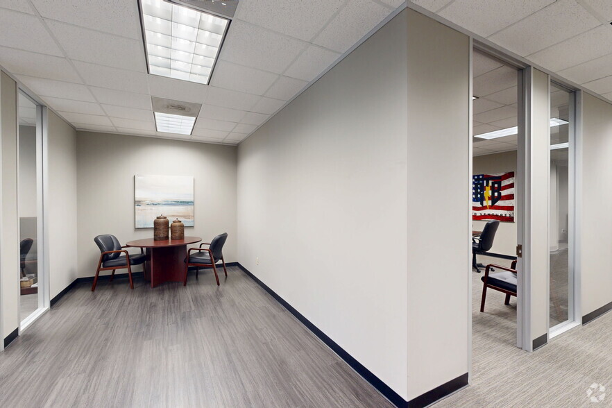 2700 Research Forest Dr, The Woodlands, TX for lease - Matterport 3D Scan - Image 2 of 27