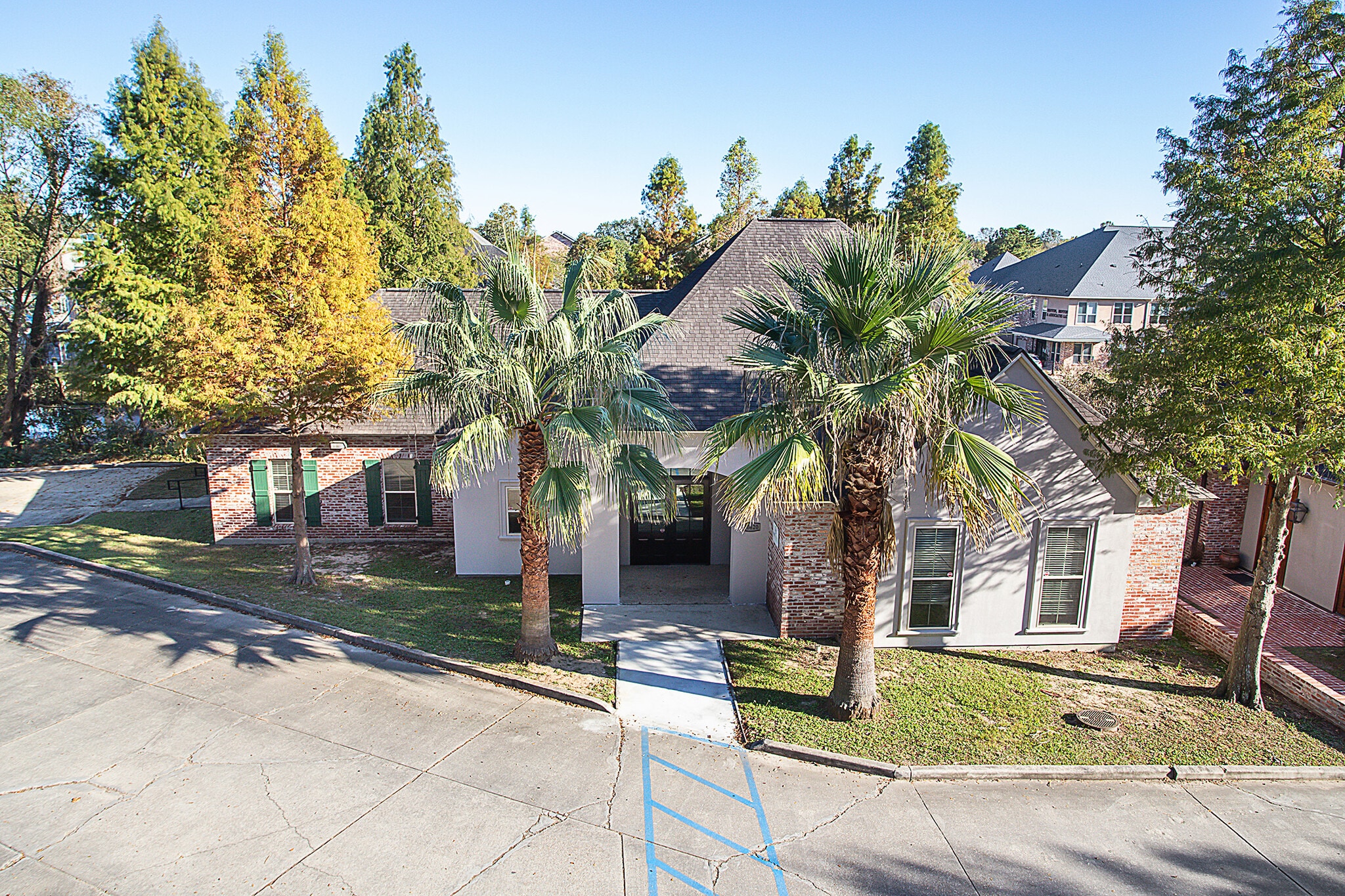 10620 Timberlake Ave, Baton Rouge, LA for lease Primary Photo- Image 1 of 22