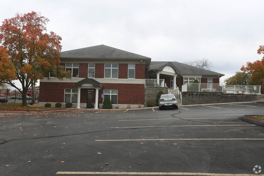 103 Church St, O'Fallon, MO à louer - Photo du bâtiment - Image 2 de 33