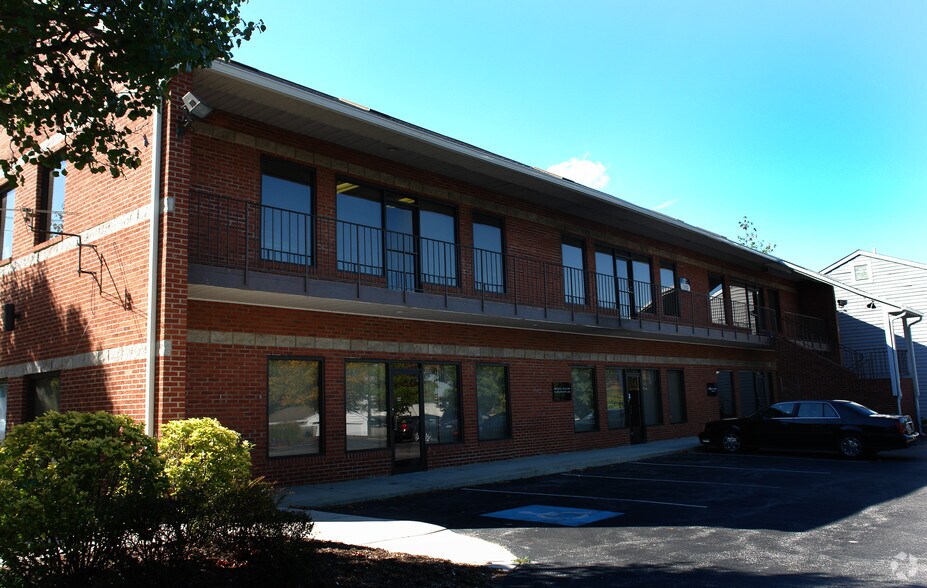 7425 Baltimore Annapolis Blvd, Glen Burnie, MD for lease - Building Photo - Image 2 of 2