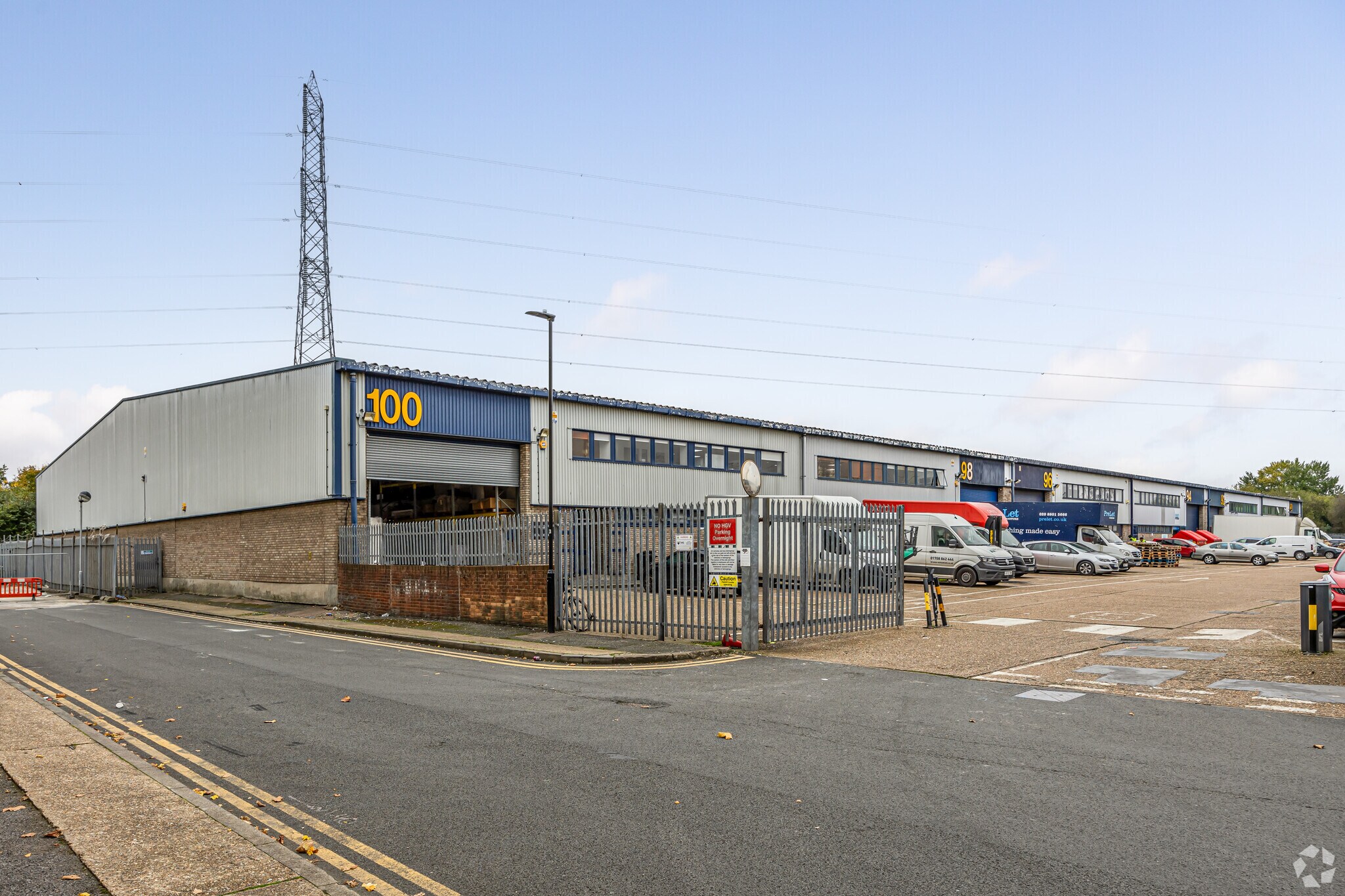 90-100 Roding Rd, London for lease Primary Photo- Image 1 of 4