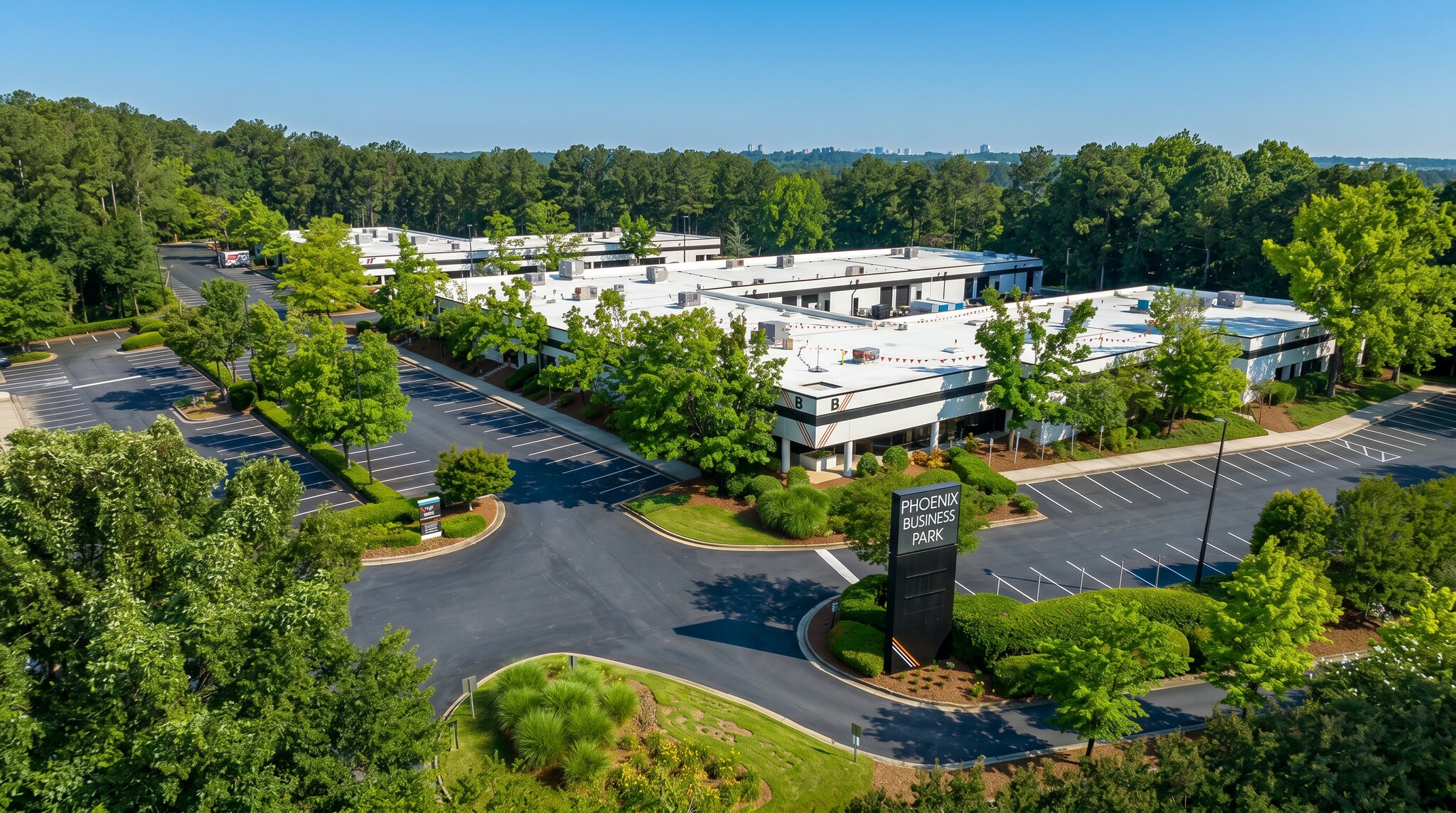 2700 Northeast Expy, Atlanta, GA à louer Photo du bâtiment- Image 1 de 7