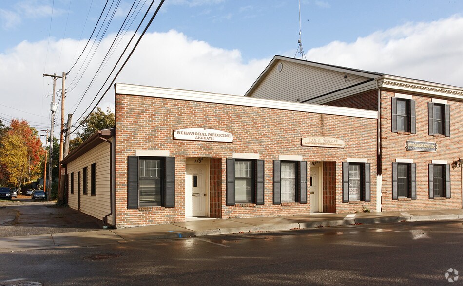 115-117 S Franklin St, Mount Pleasant, MI for sale - Primary Photo - Image 1 of 5