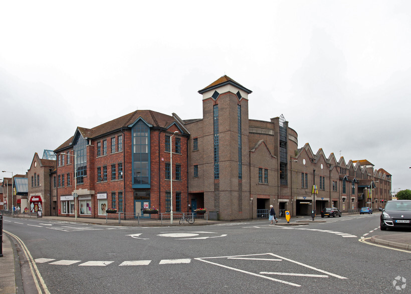 North St, Havant for lease - Primary Photo - Image 1 of 7