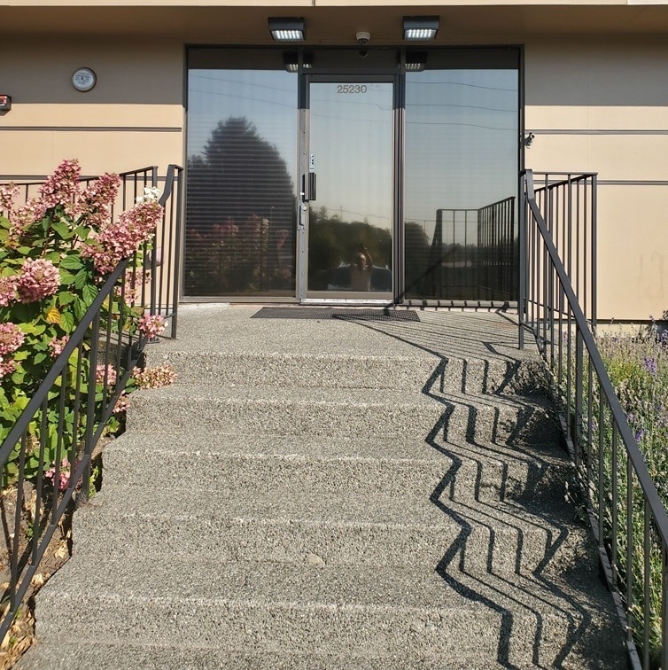 25228-25230 104th Ave, Kent, WA à louer Photo du bâtiment- Image 1 de 10