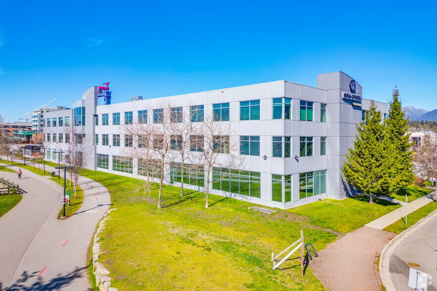 889 Harbourside Dr, North Vancouver, BC for lease - Building Photo - Image 2 of 3