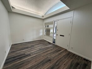 3633 Montgomery Dr, Santa Rosa, CA for lease Interior Photo- Image 2 of 11