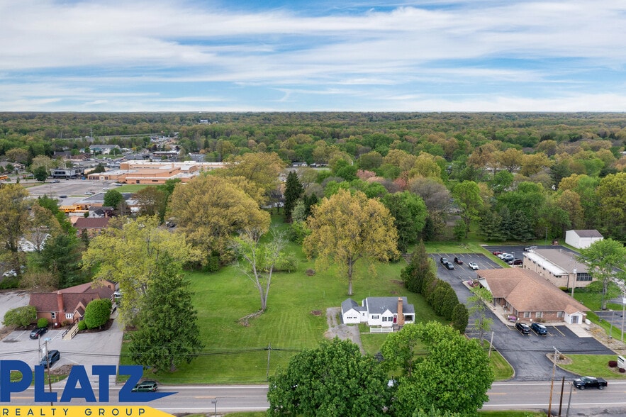 263 Niles Cortland Rd NE, Warren, OH for sale - Building Photo - Image 2 of 10