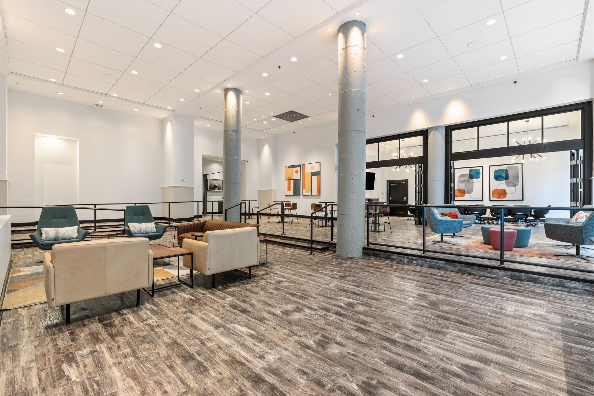 360 Saint Peter St, Saint Paul, MN à louer Photo intérieure- Image 1 de 32