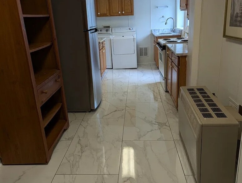 345 W Patrick St, Frederick, MD for sale - Interior Photo - Image 1 of 7