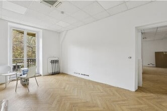 64 Quai De Jemmapes, Paris for lease Interior Photo- Image 1 of 4