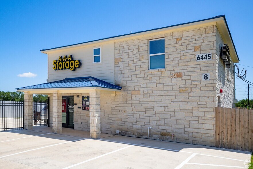 Green Valley Rd, Cibolo, TX à louer - Photo du bâtiment - Image 2 de 12